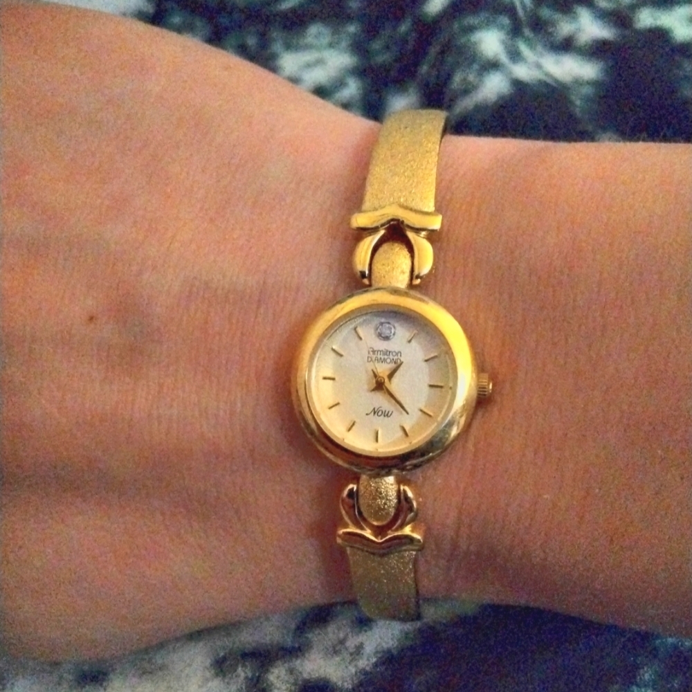 Vintage Women's Armitron Diamond NOW watch